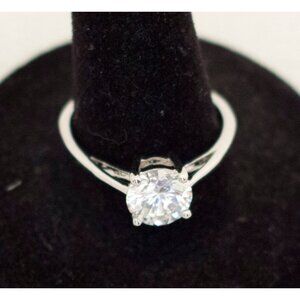 Size 8 3/4, Solitaire Ring, Elegant Ring, Avon Ring, Avon Jewelry, Silver Ring